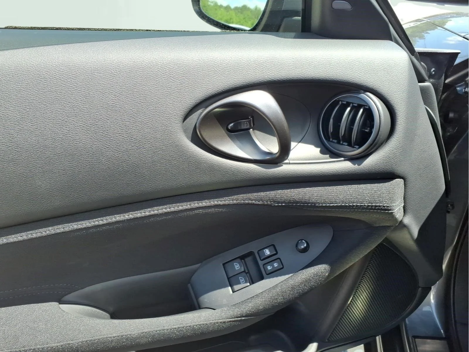 New 2026 Gun Metallic Nissan Sport image 5
