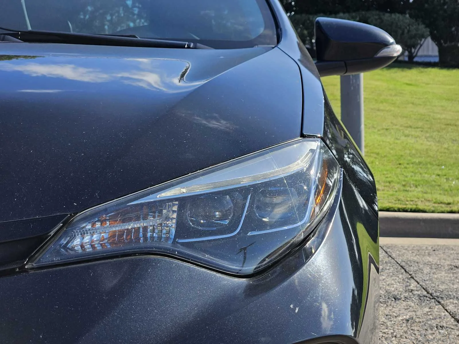 Used 2019 Black Sand Pearl Toyota XSE image 6