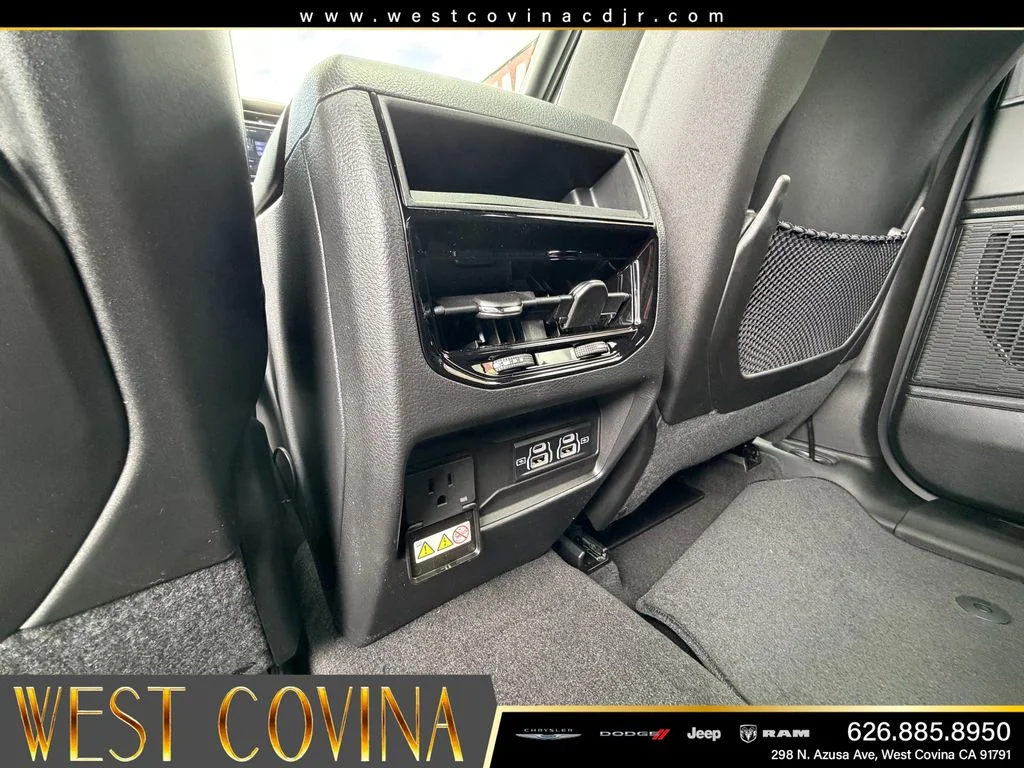 New 2026 Bright White Clearcoat Jeep Laredo X image 21