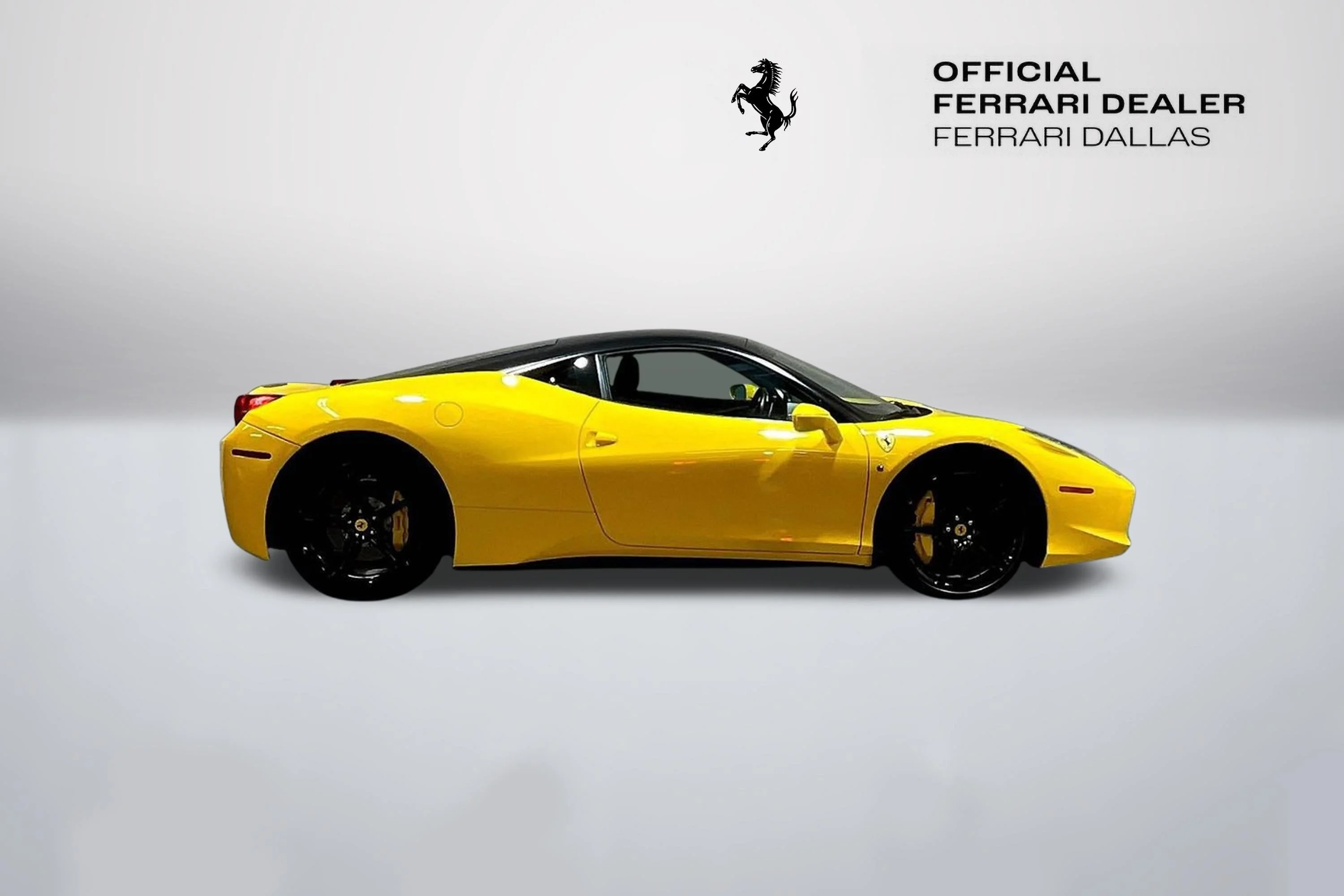 Used 2013 Giallo Modena Ferrari  image 4