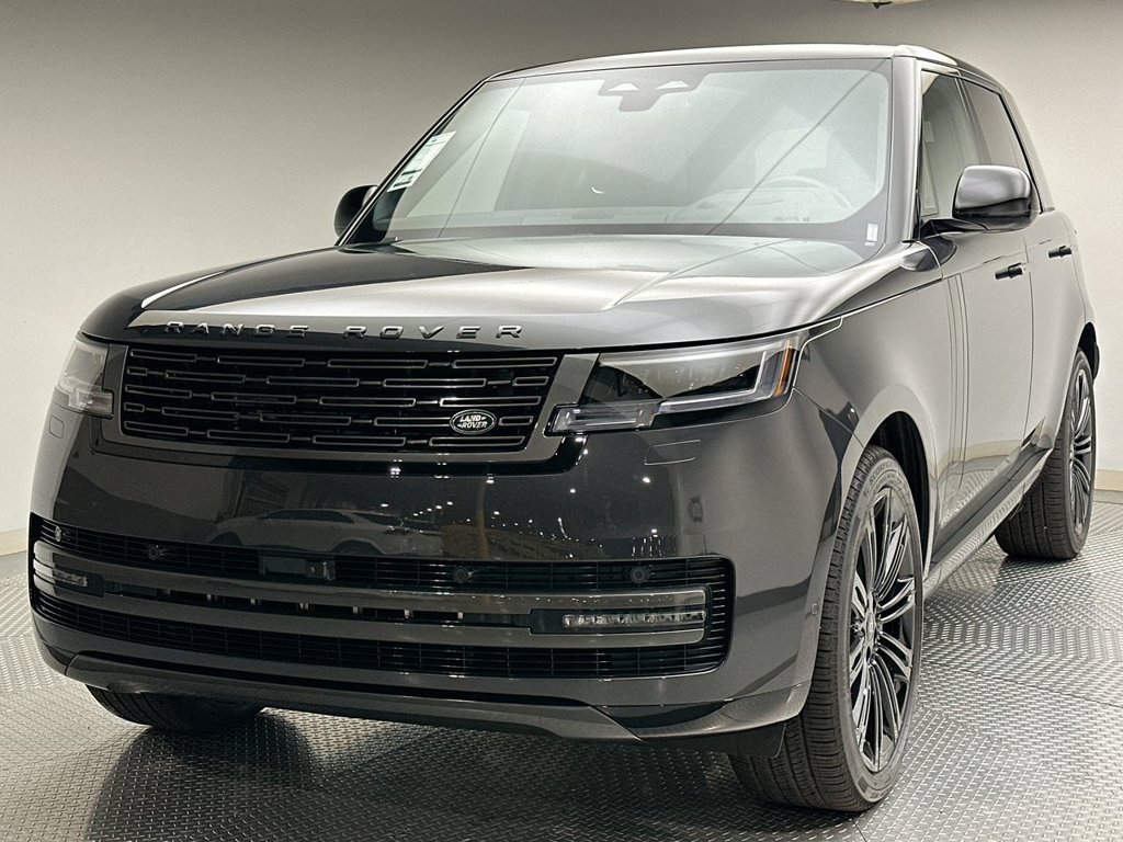 New 2027 Carpathian Grey Land Rover SE image 1