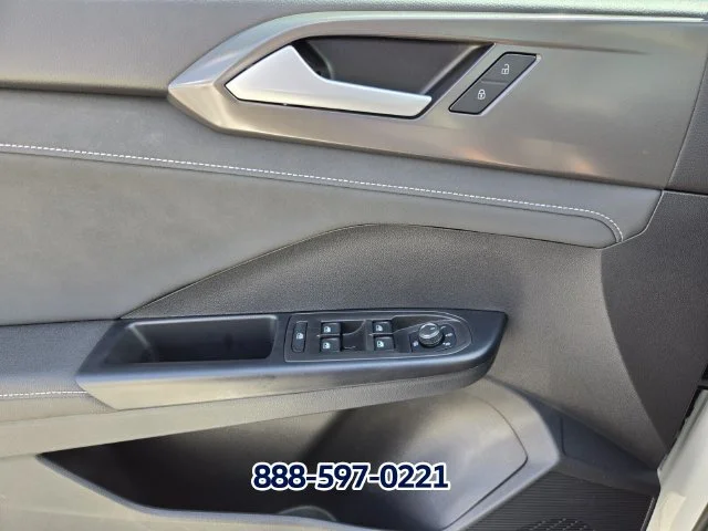 2026 Volkswagen Taos SE Black - Photo 22
