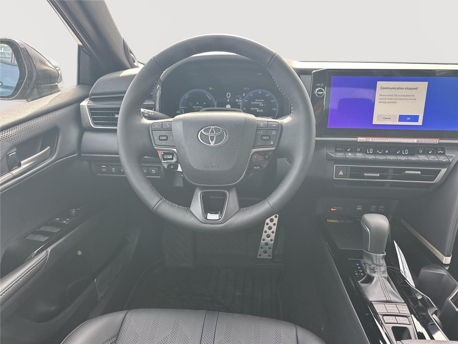 New 2026 Ocean Gem with Midnight Black Metallic roof <sup>1</sup> Toyota  XSE image 19