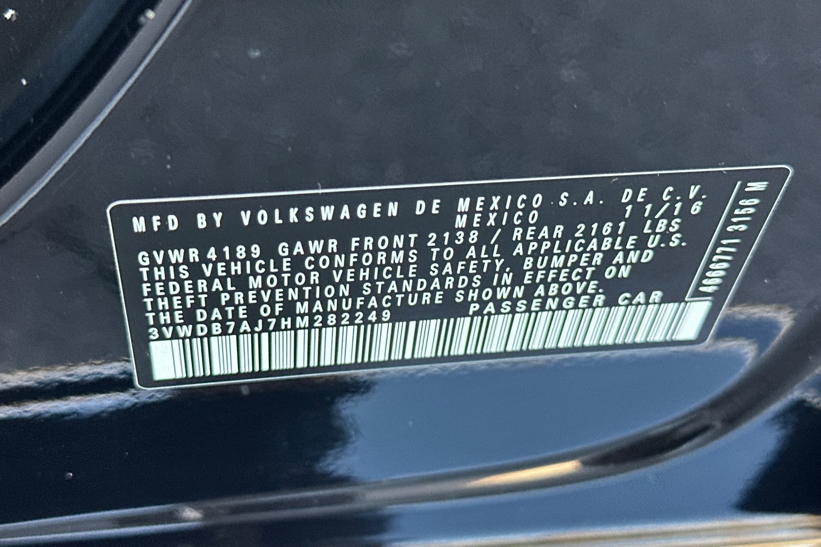 Used 2017 Black Volkswagen 1.4T SE image 26