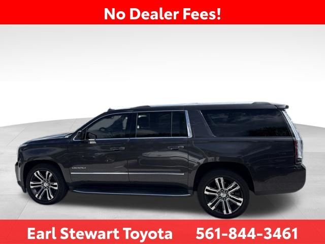 Used 2017 Silver GMC Denali image 7