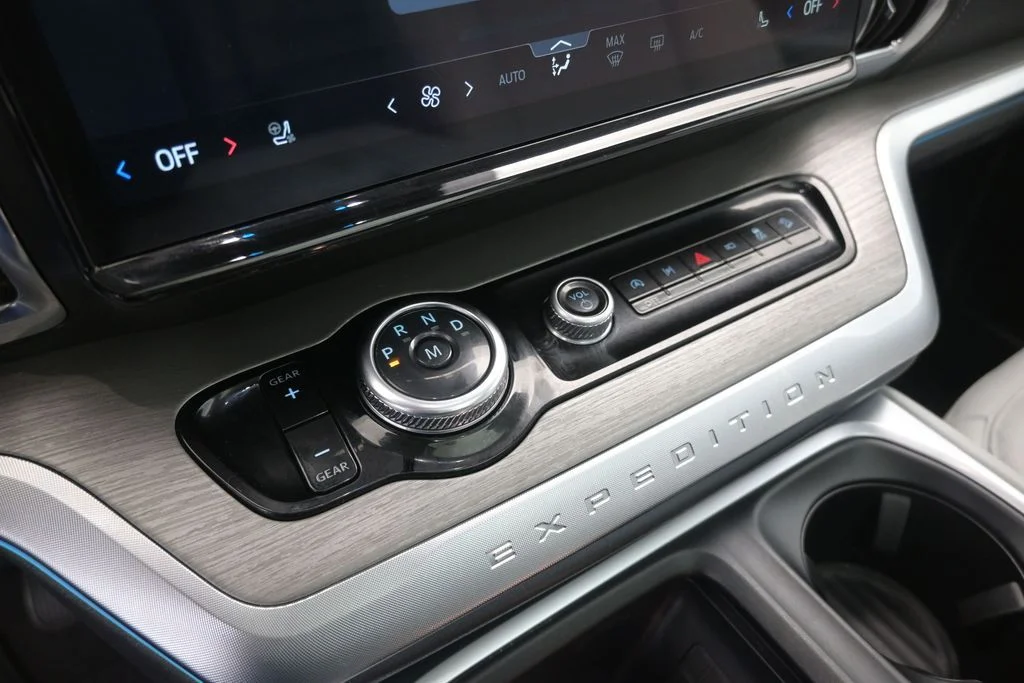Certified Used 2025 Gray Ford Platinum image 18