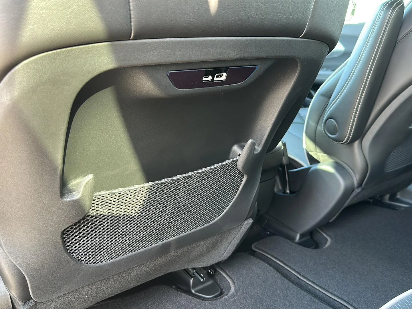 2026 Chrysler Pacifica Limited - Photo 27