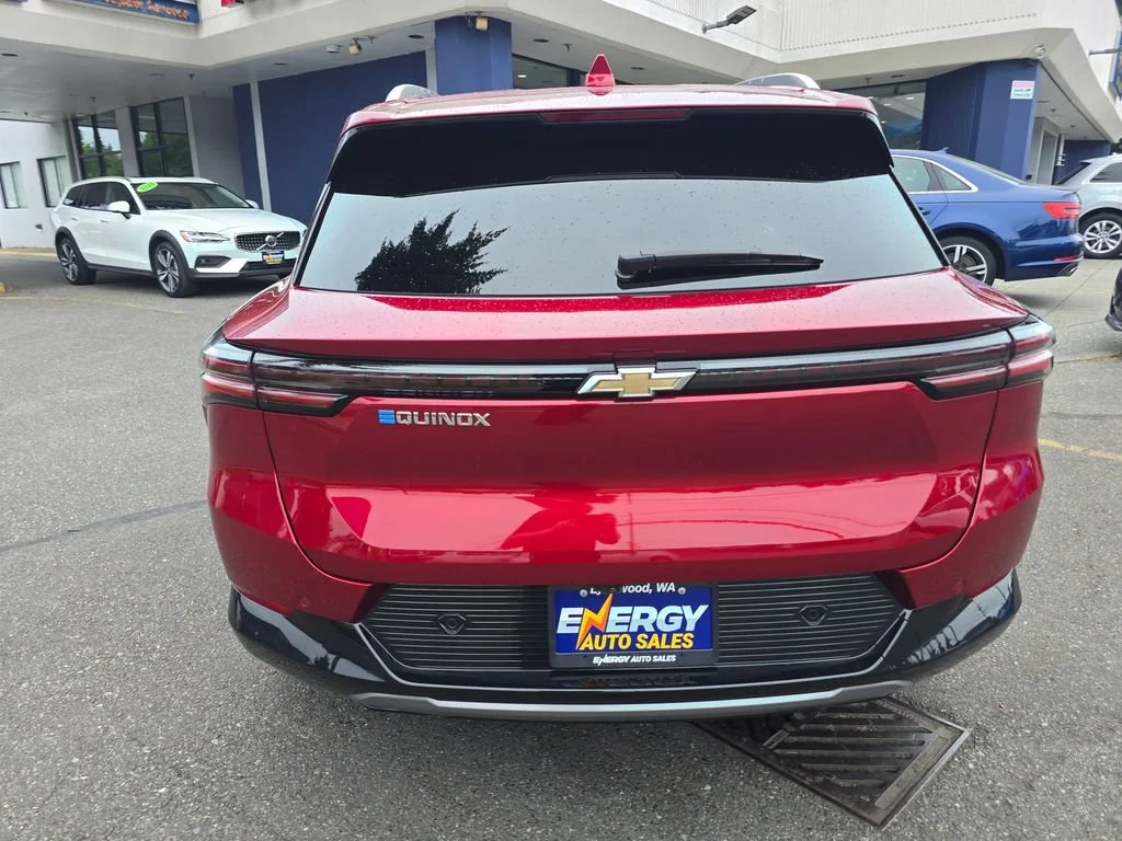 Used 2025 Radiant Red Tintcoat Chevrolet LT image 6
