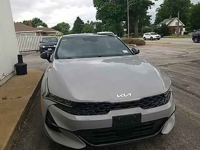 Used 2024 Gray Kia GT-Line image 4