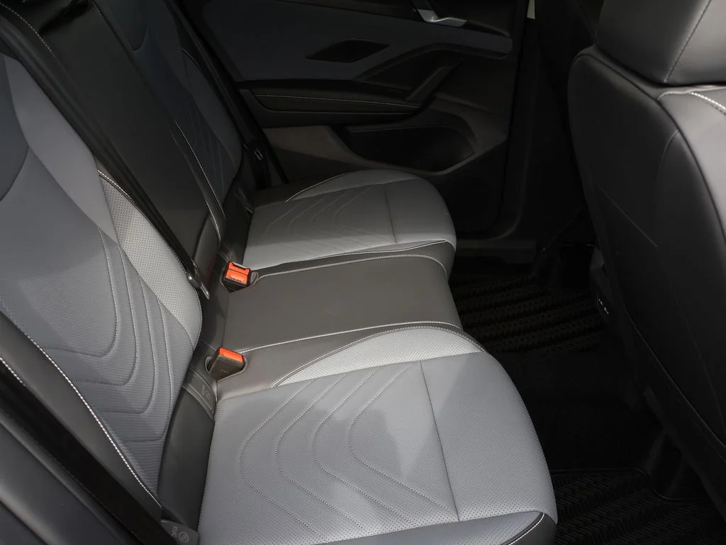 New 2026 Black Volkswagen 2.0T SE image 29