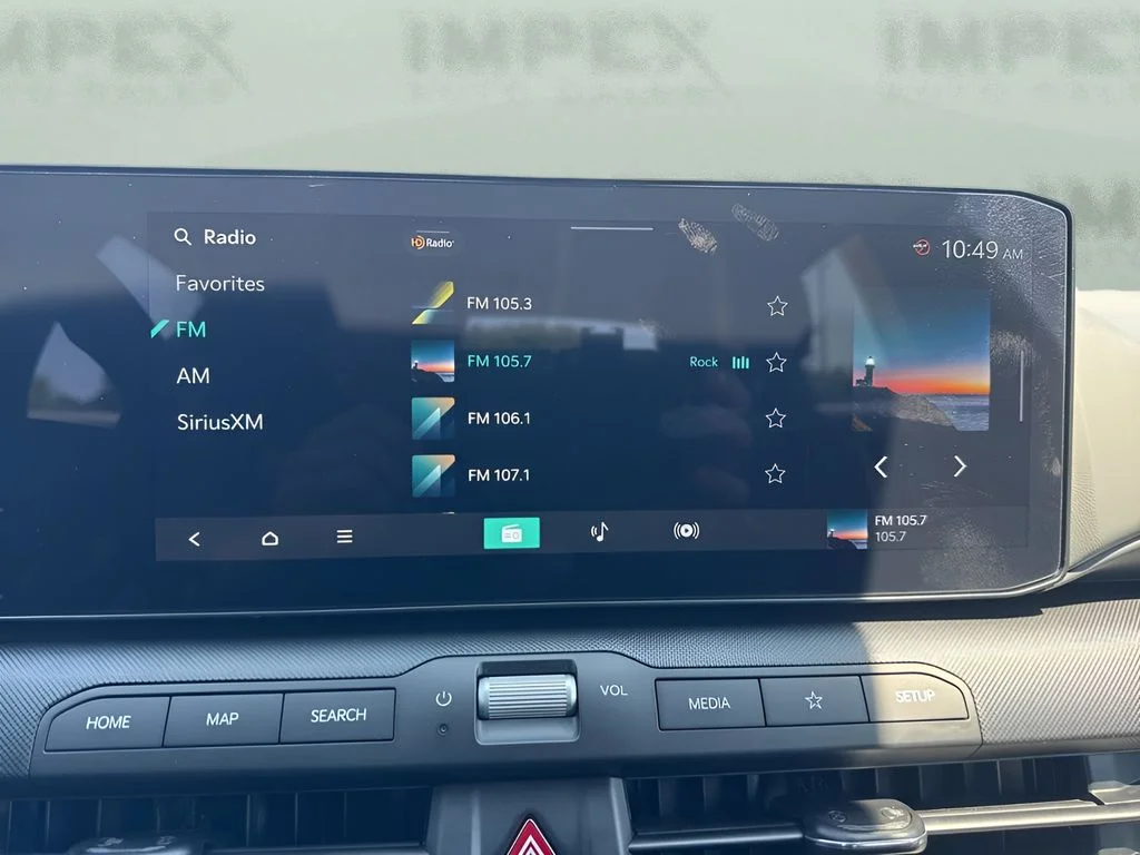 Used 2025 White Kia LXS image 16