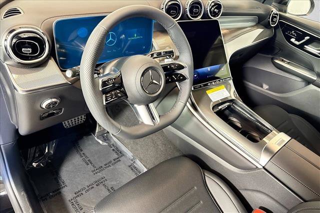 New 2026 Black Mercedes-Benz GLC 300 image 39
