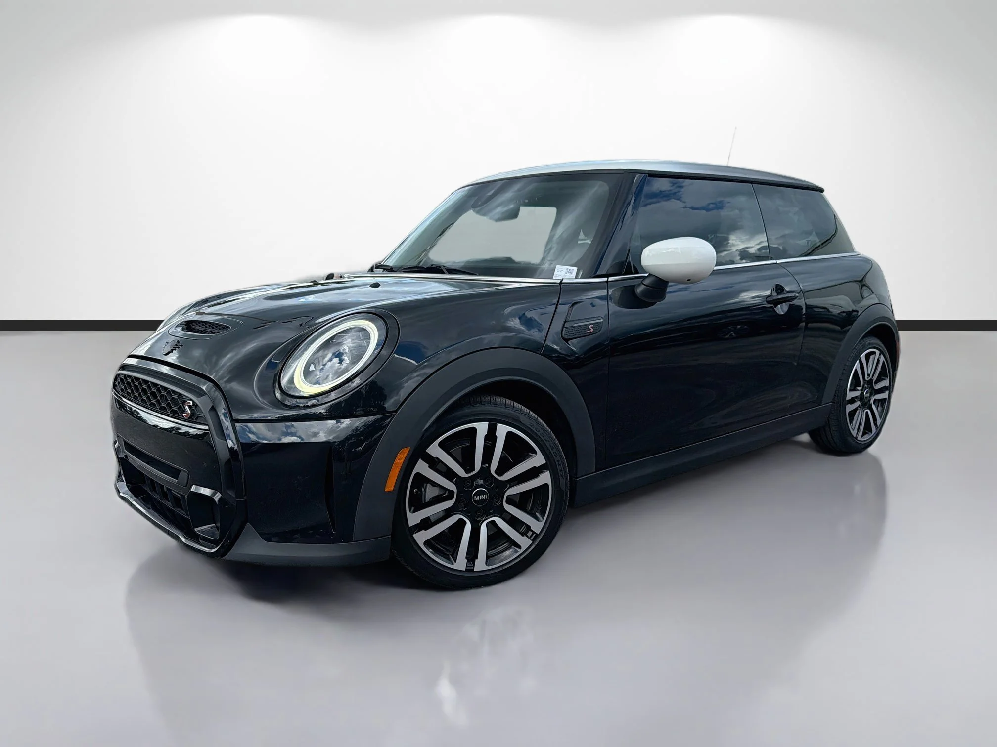 2023 MINI 3 Door