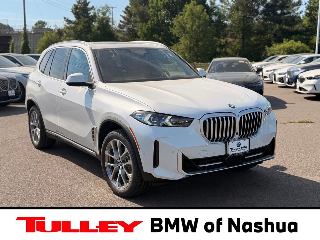 New 2026 Mineral White Metallic BMW xDrive40i image 1