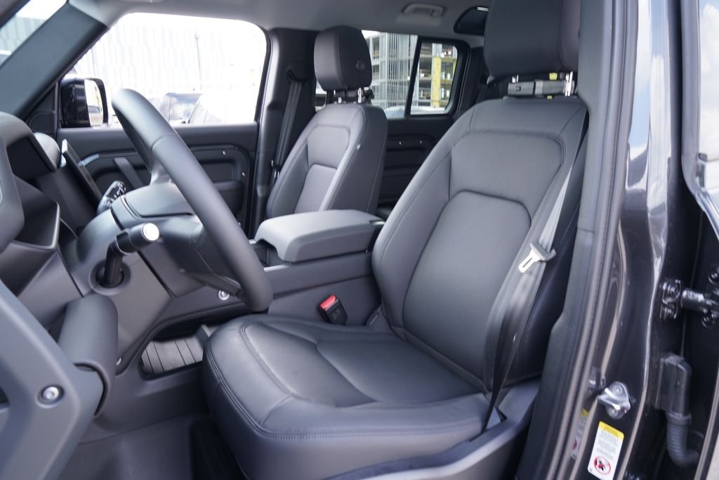 Used 2026 Gray Land Rover S image 11