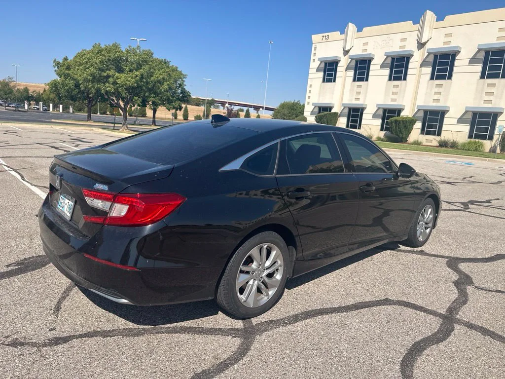 Used 2018 Black Honda LX image 5