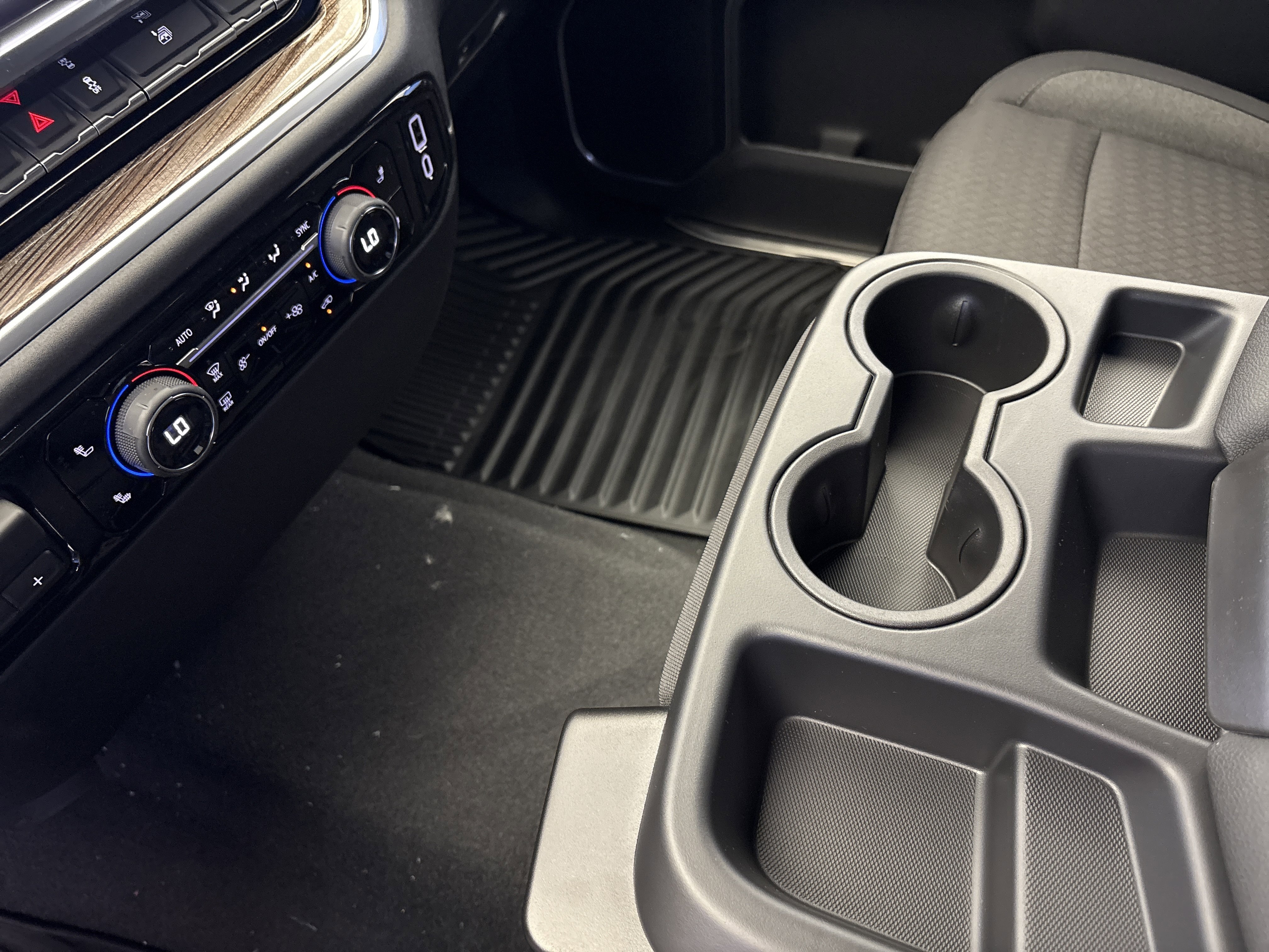 2026 Chevrolet Silverado 1500 LT - Photo 23