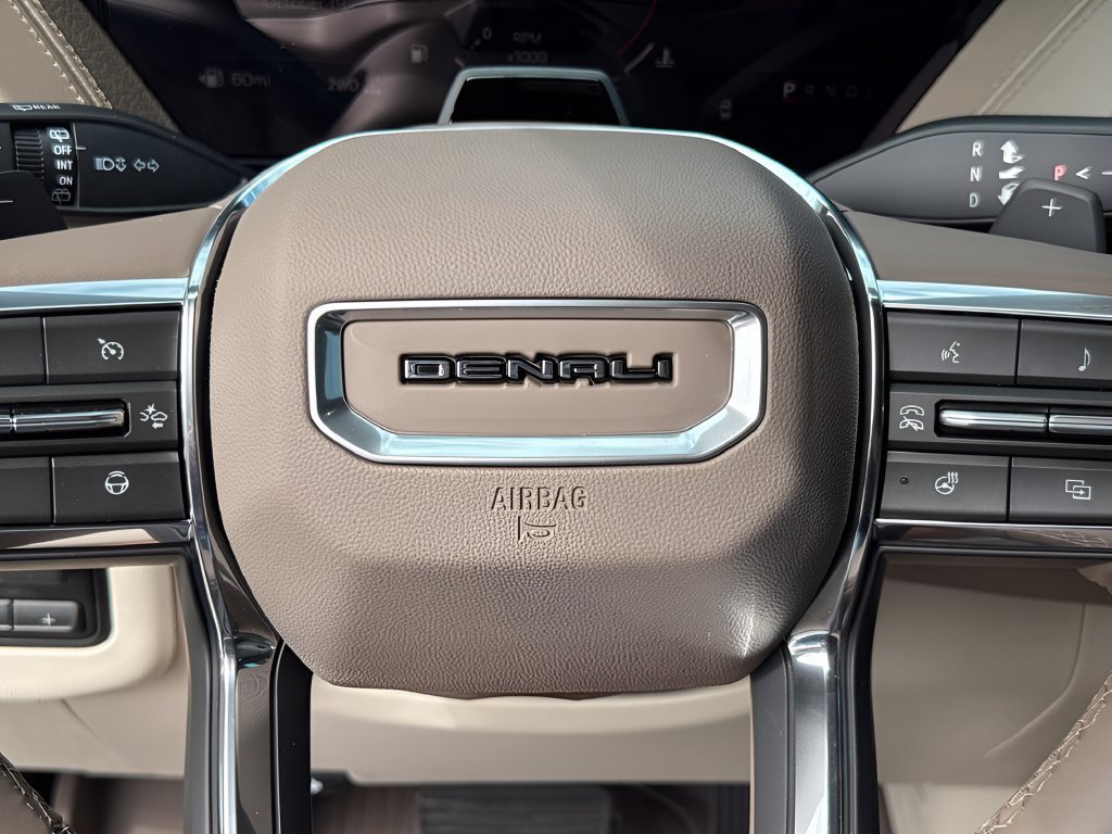 2026 GMC Yukon Denali - Photo 11