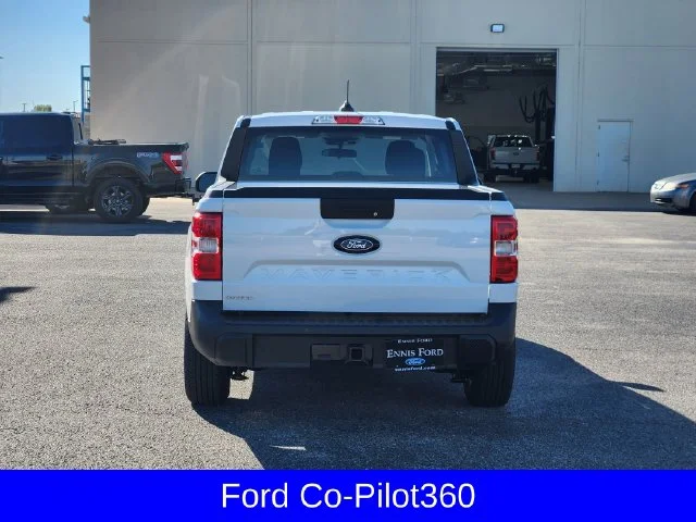 New 2026 Oxford White Ford XLT image 6