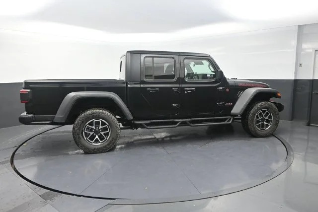 Used 2025 Black Jeep Rubicon image 11