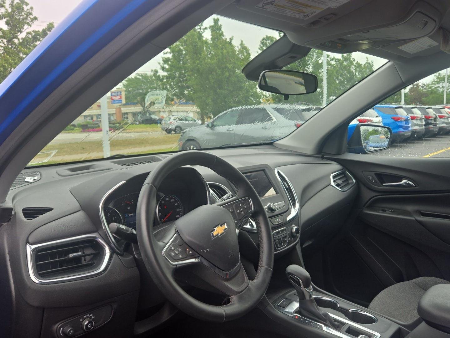 Used 2024 Riptide Blue Metallic Chevrolet LT image 3