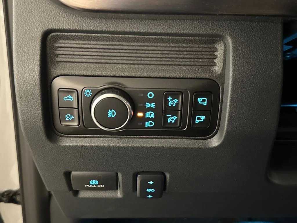 New 2026 White Ford Lariat image 33