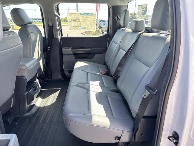 New 2026 Oxford White Ford XL image 19