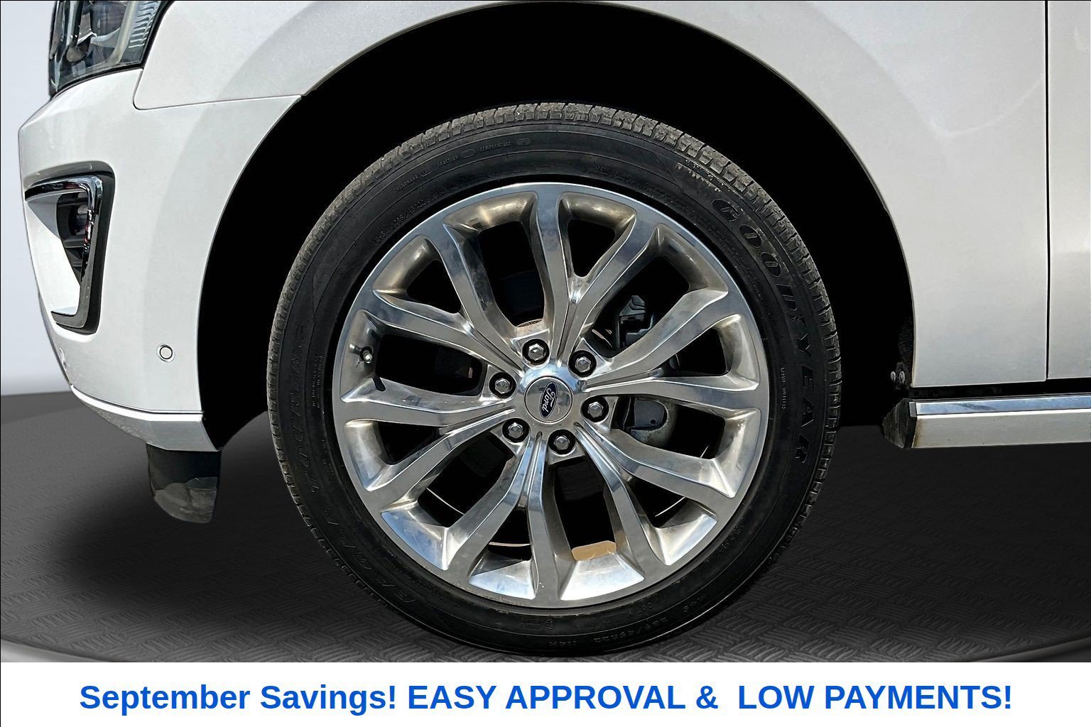 Used 2018 White Ford Platinum image 31
