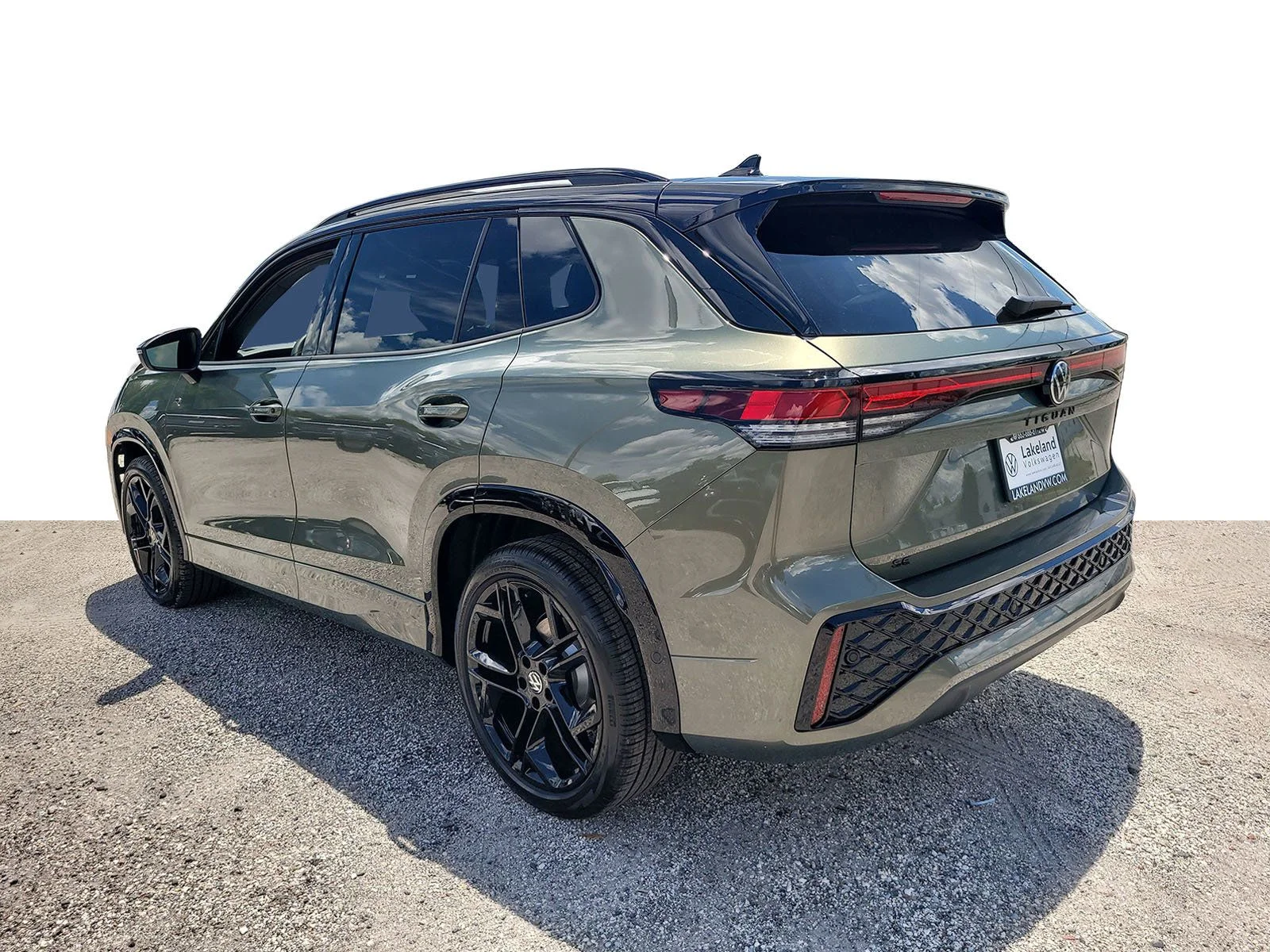 New 2026 Avocado Green  W/Black Roof Volkswagen 2.0T SE R-Line Black image 4