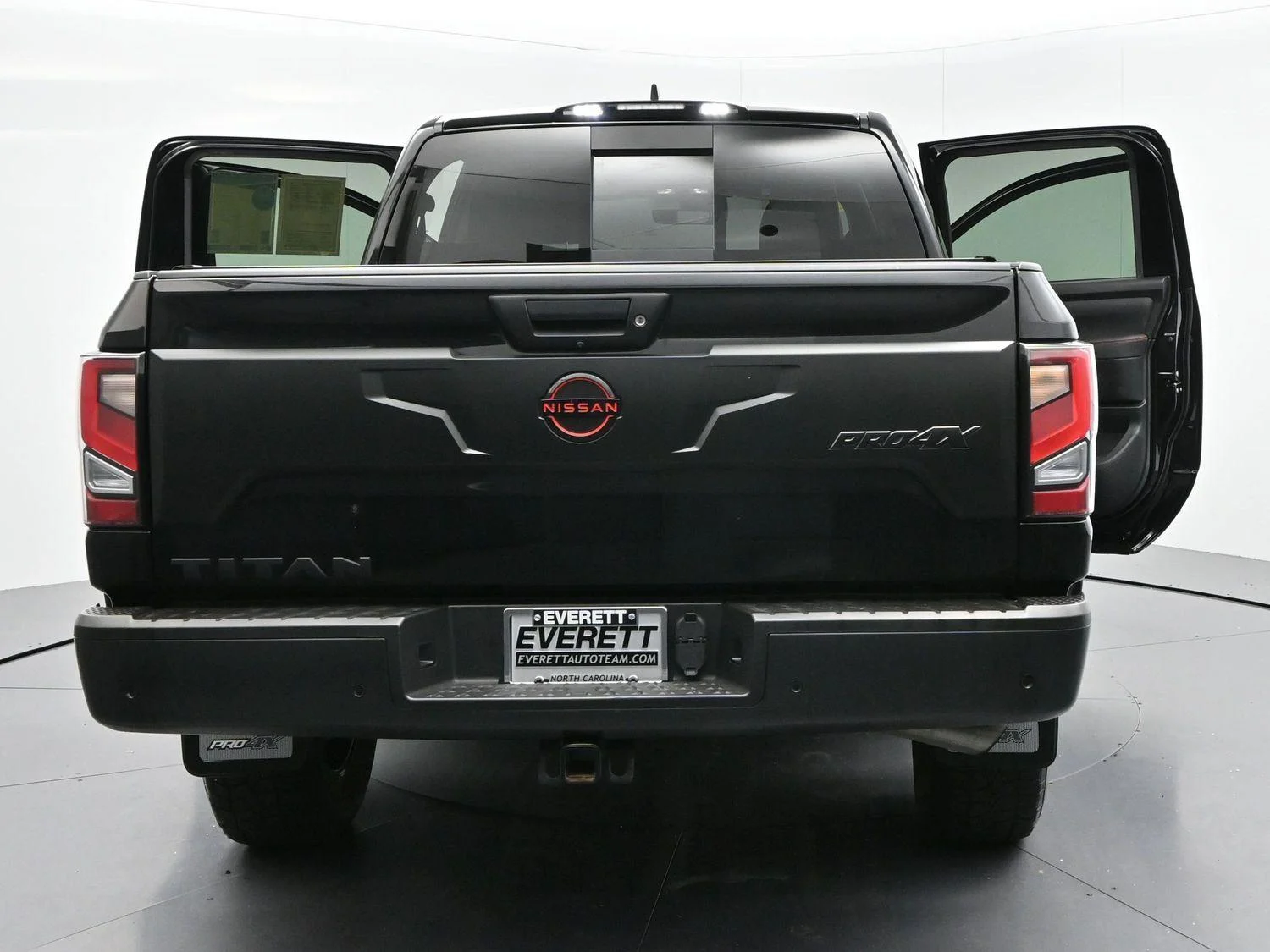 Used 2024 Super Black Nissan PRO-4X image 43