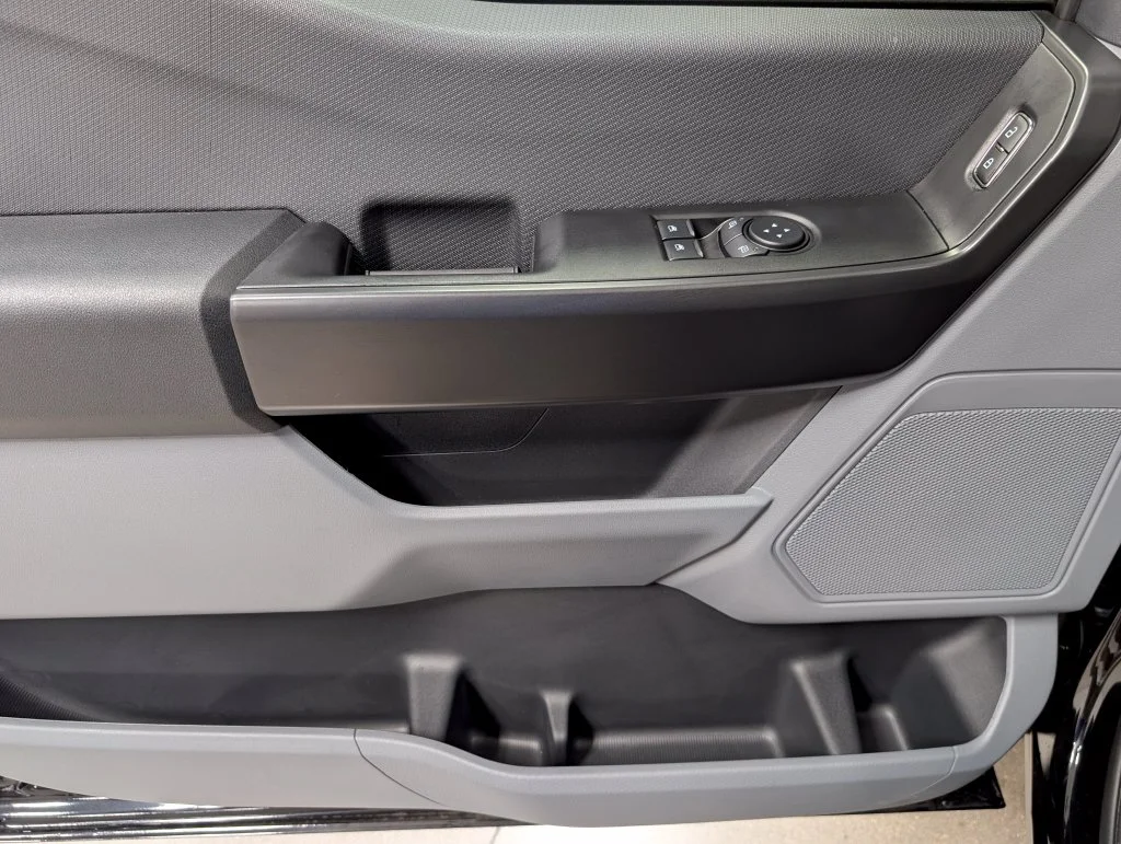 New 2026 Agate Black Metallic Ford XL image 12