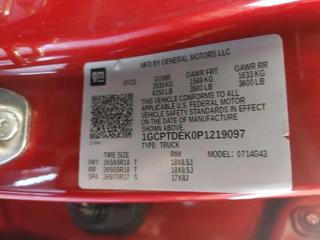 Used 2023 Red Chevrolet Z71 image 31