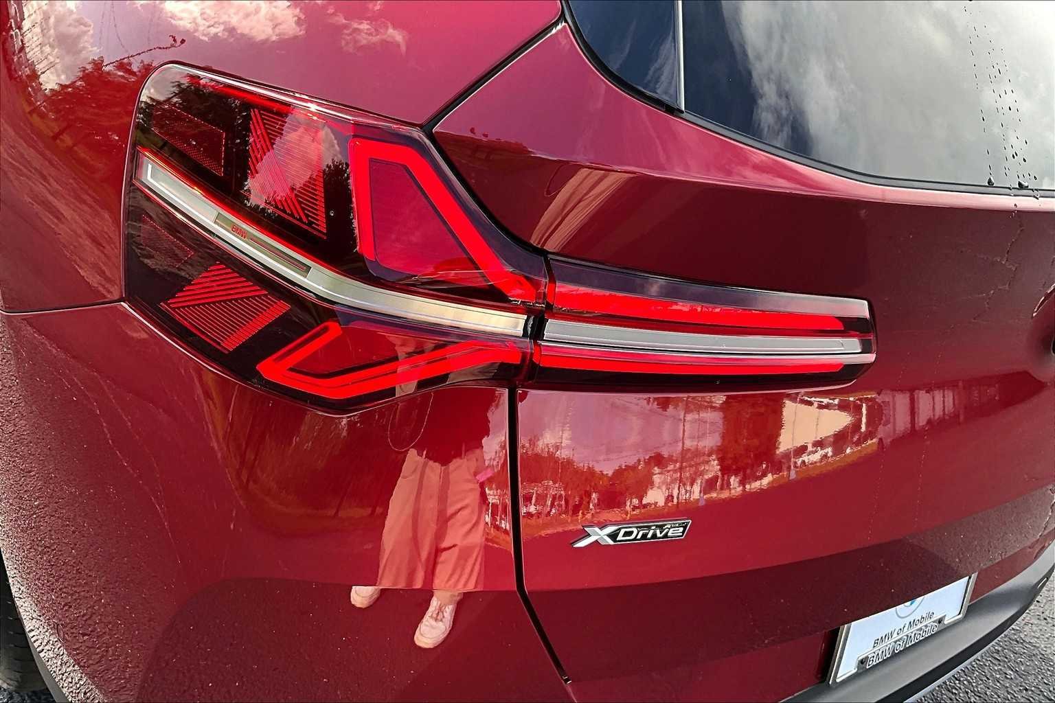 Used 2026 Vegas Red Metallic BMW 30 xDrive image 15