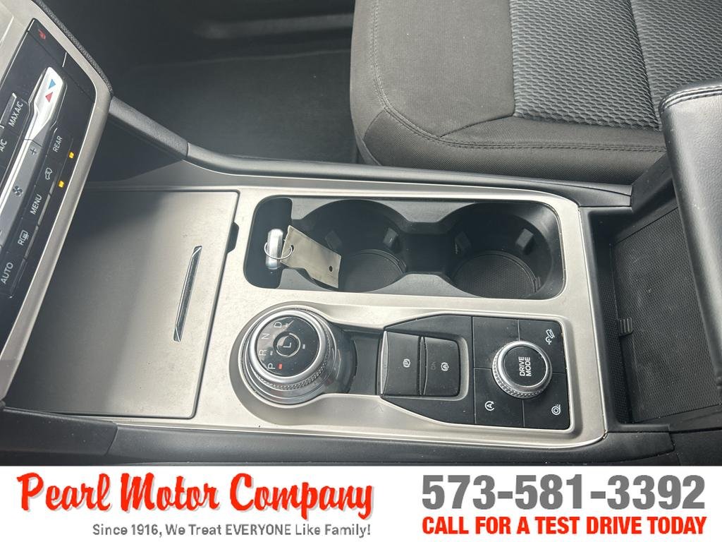 2022 Ford Explorer XLT - Photo 18
