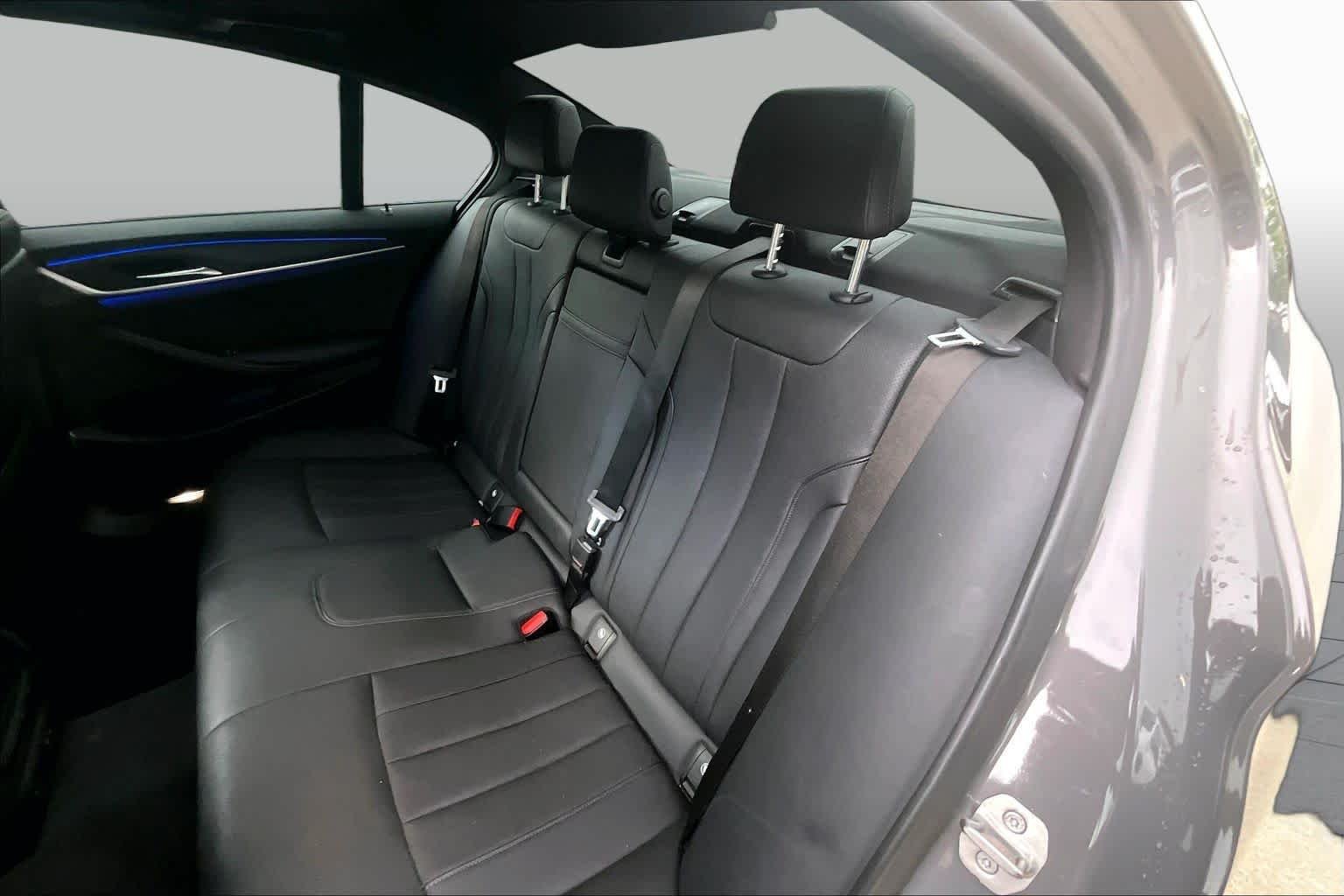 Used 2021 Bernina Grey Amber Effect Metallic BMW 540i image 19