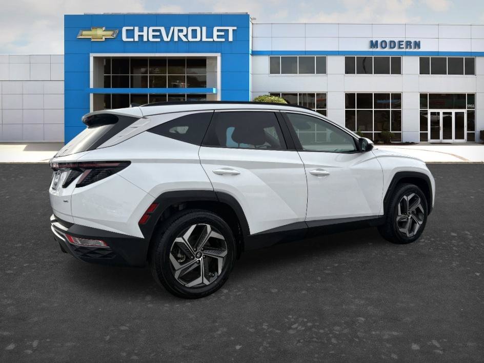 Used 2022 Quartz White Hyundai SEL image 5