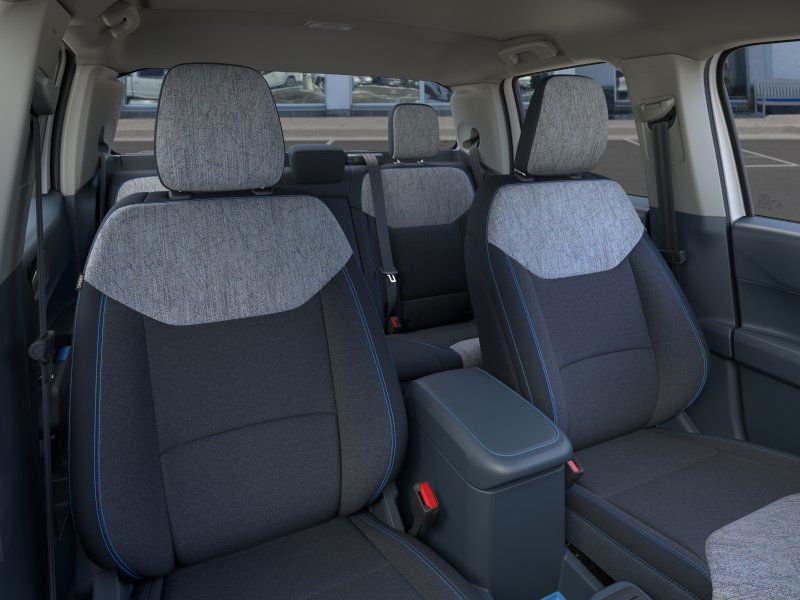 New 2026 Space White Metallic Ford XLT image 40