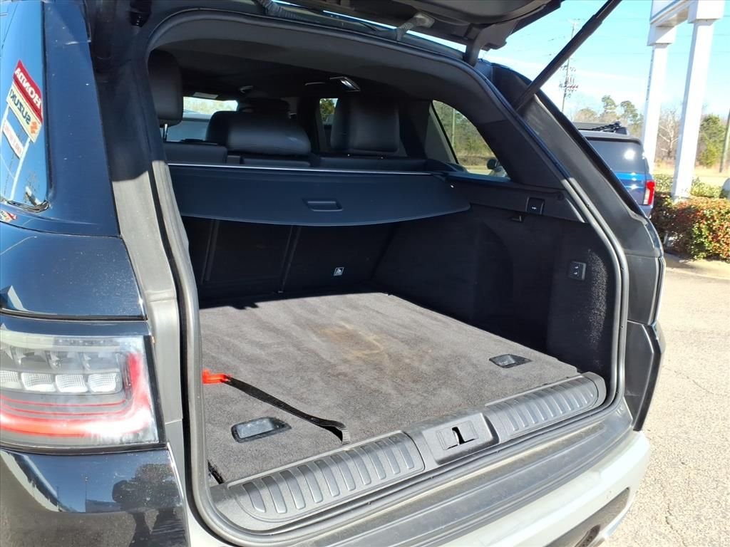 Used 2020 Santorini Black Metallic Land Rover SE image 25