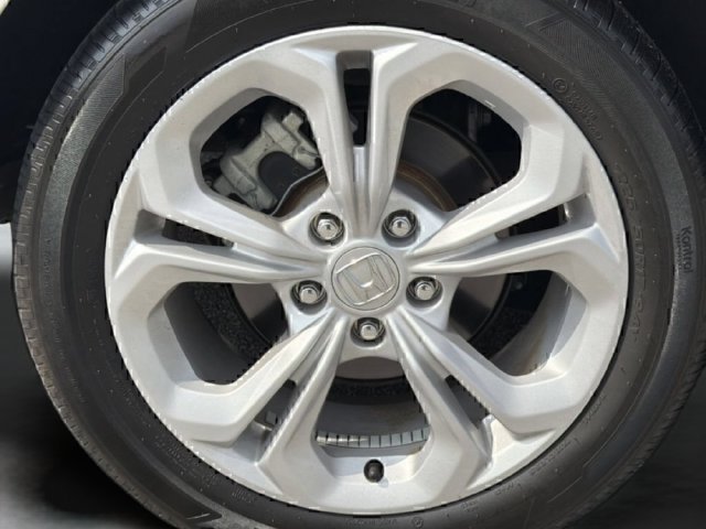 Used 2024 White Honda LX image 27