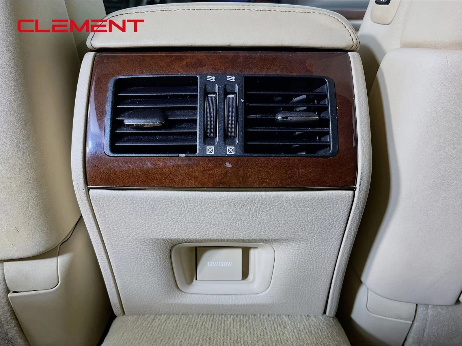 Used 2017 Black Lexus 460 image 34