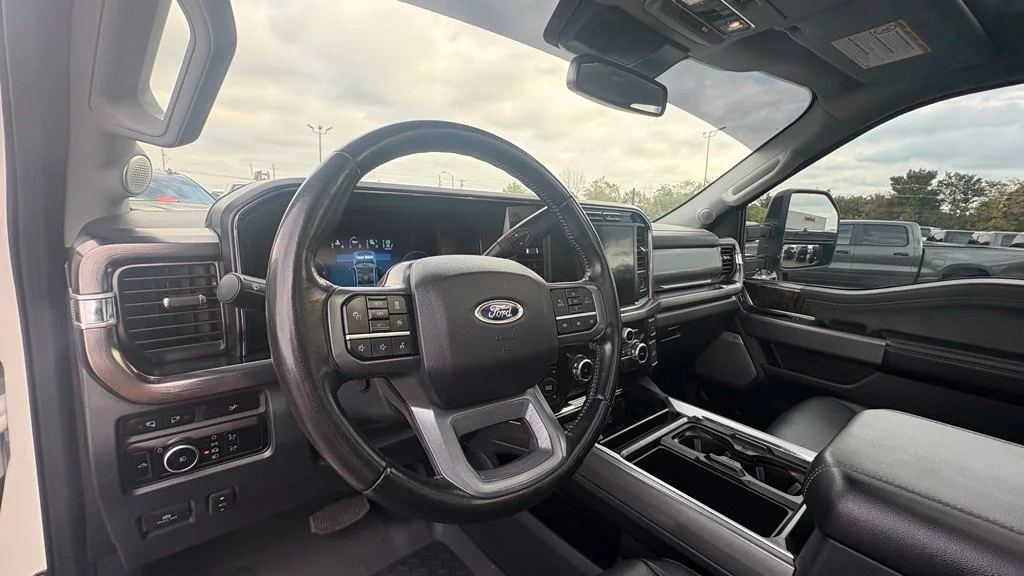 Used 2023 White Ford Lariat image 14