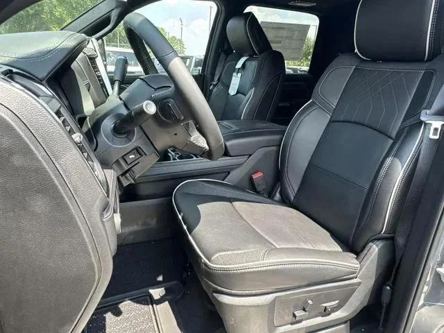 2026 RAM 2500 Limited - Photo 23