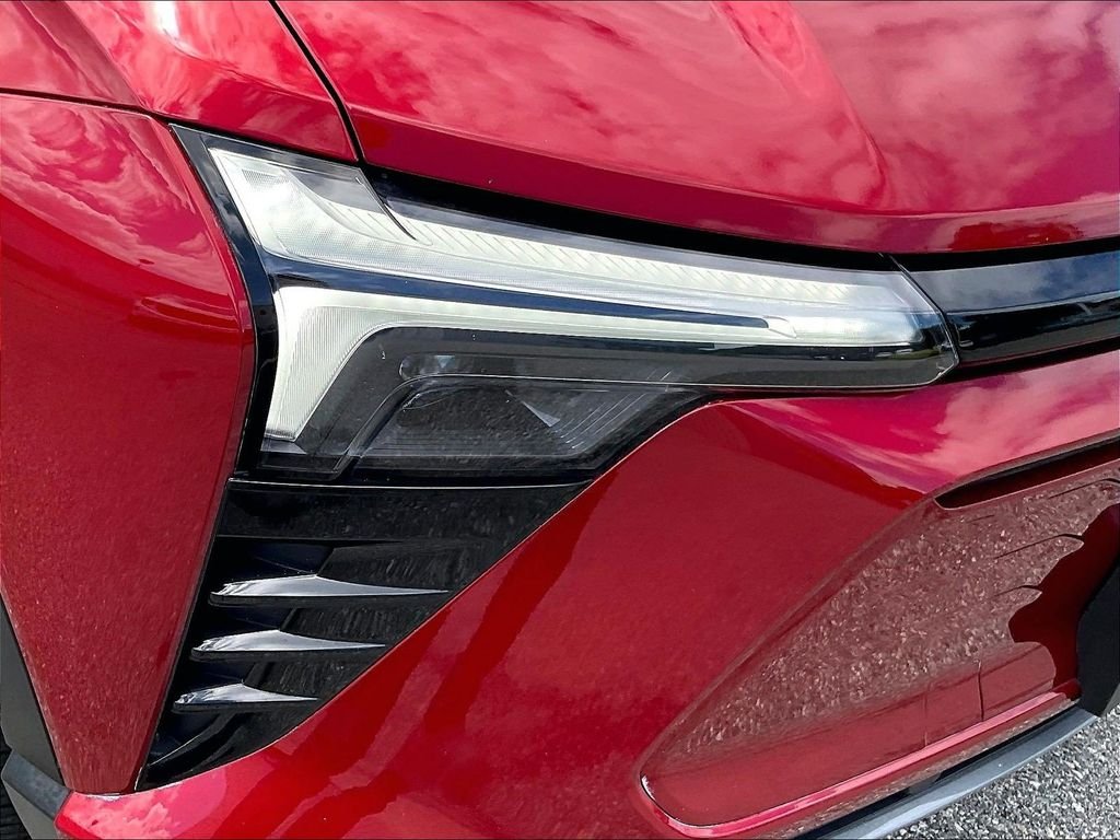 Used 2024 Red Chevrolet LT image 32