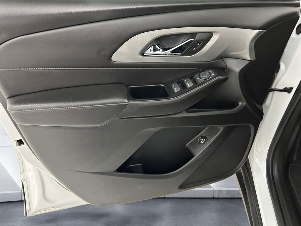 Used 2023 White Chevrolet LT image 12