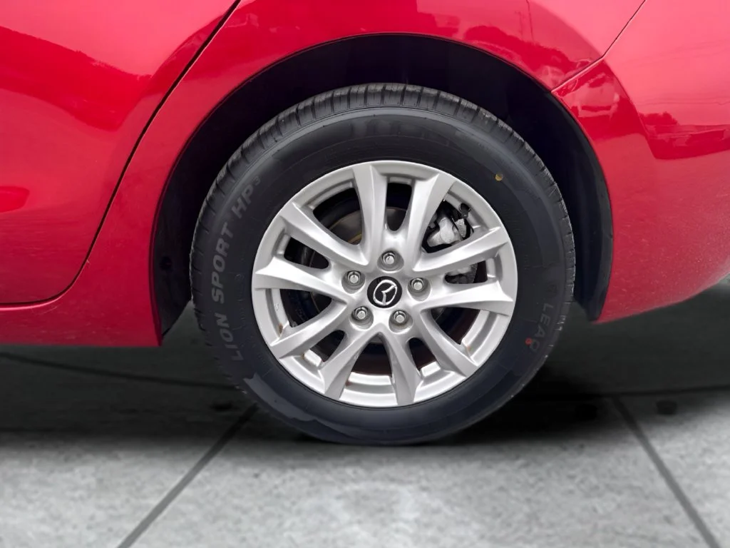Used 2016 Red Mazda i Grand Touring image 30
