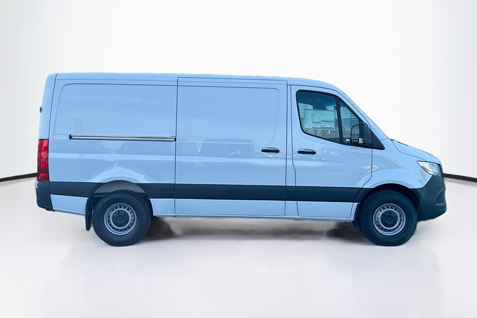 New 2026 Arctic White Mercedes-Benz  image 4