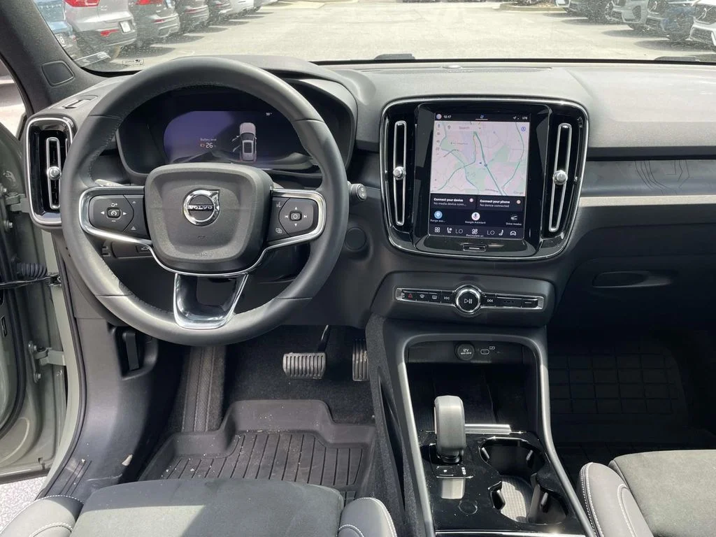 Used 2023 Sage Green Metallic Volvo Ultimate image 5