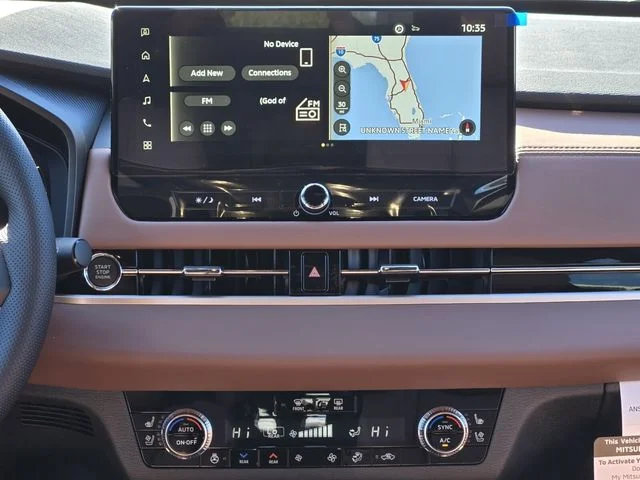 2026 Mitsubishi Outlander SEL - Photo 8