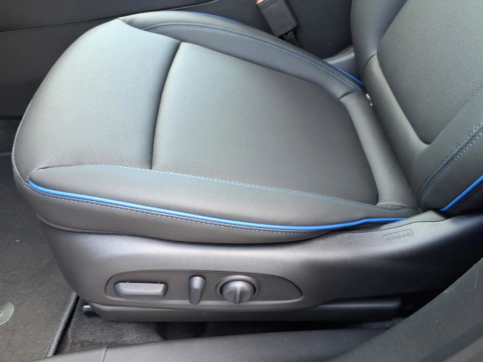 2026 Buick Encore GX Sport Touring - Photo 13