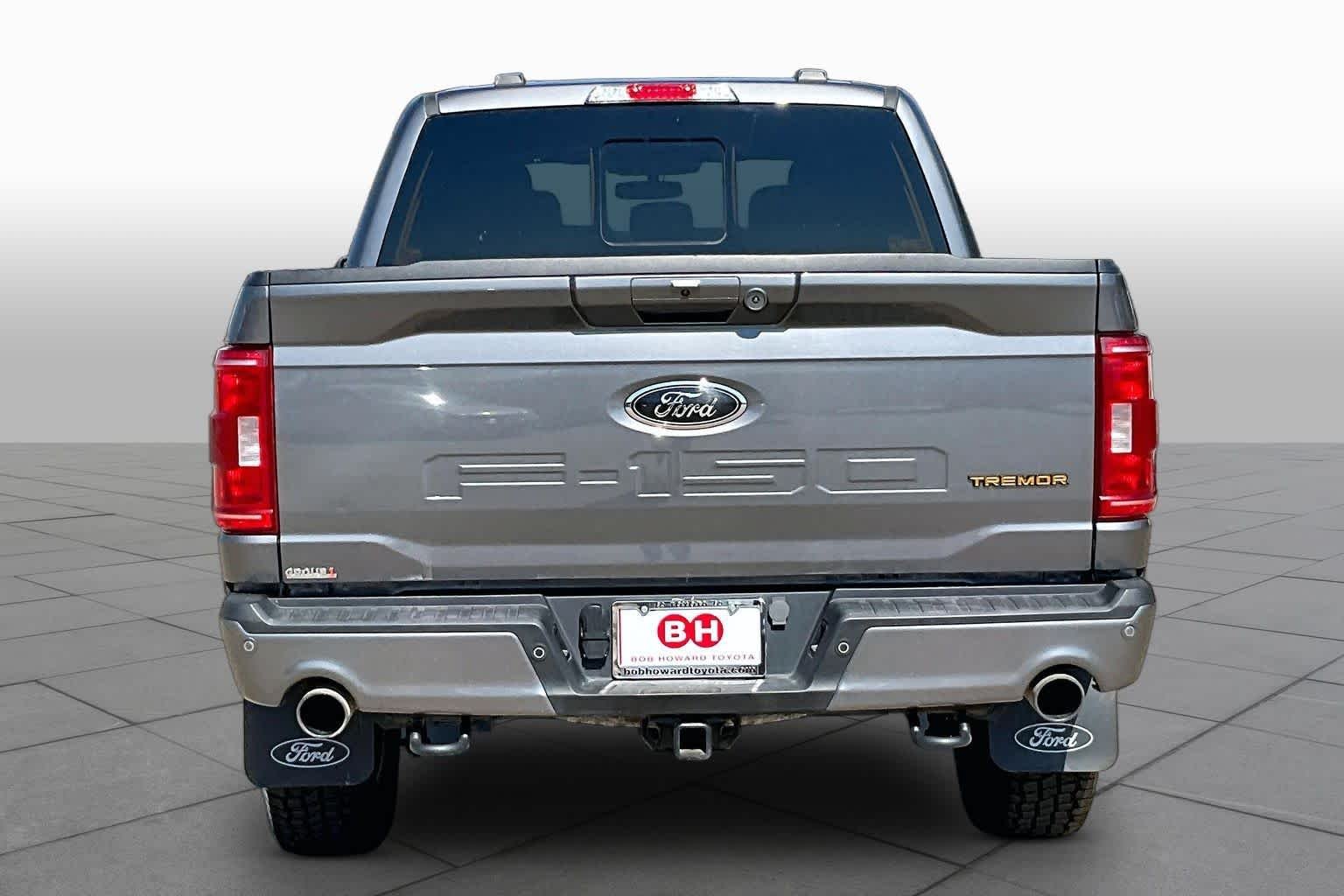Used 2023 Carbonized Gray Metallic Ford Tremor image 9